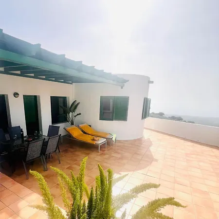 Moon Villa *
