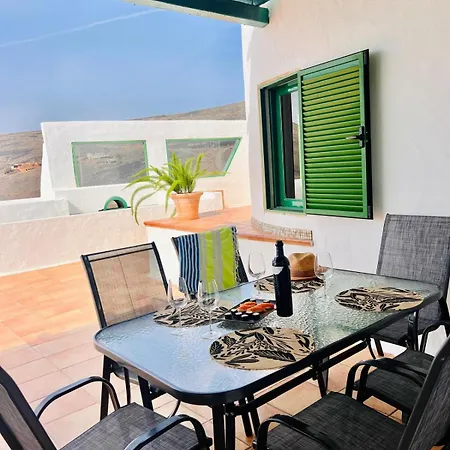 Moon Villa La Asomada (Lanzarote)